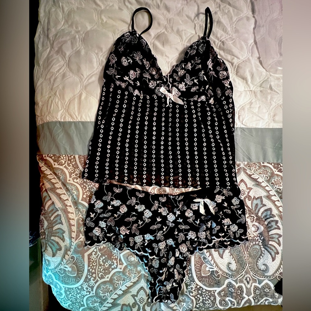 Vintage Cacique 22/24 Matching Panties And Chemise Ta… Gem